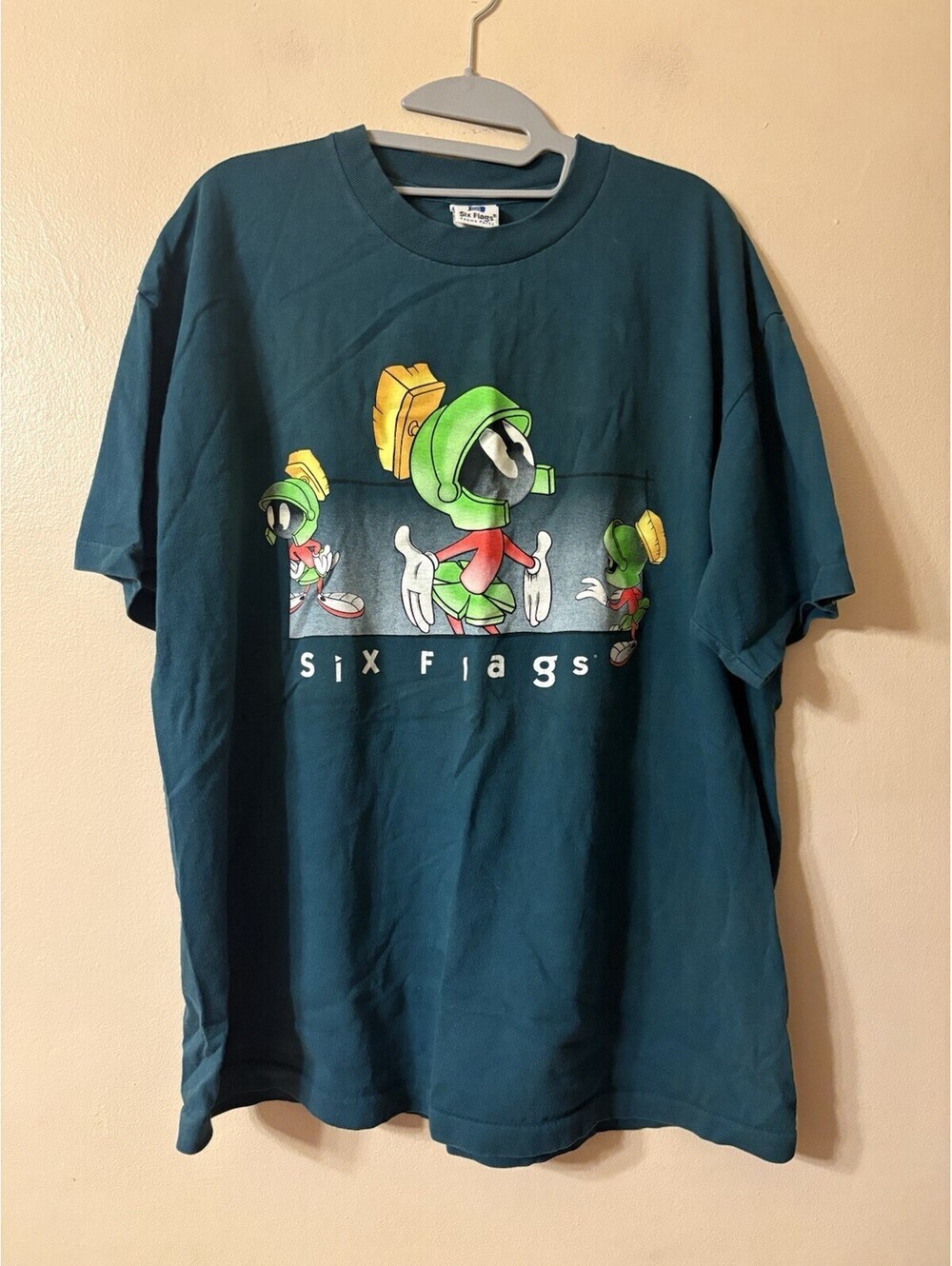 SIX FLAGS Marvin The Martian Single Stitch Shirt Size XL Teal Green Vintage 1998
